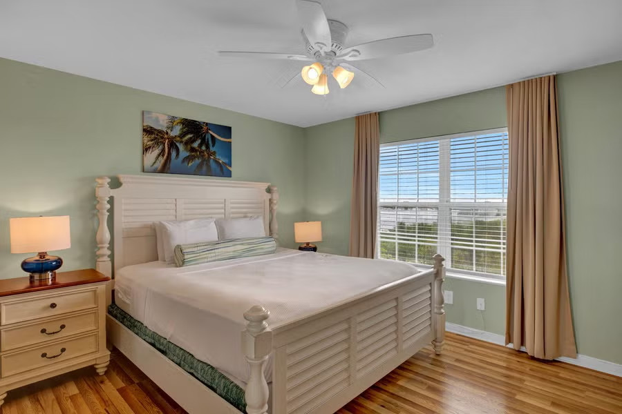 Coconut Mallory Resort and Marina 7 nights Key West Vacation for 6 people