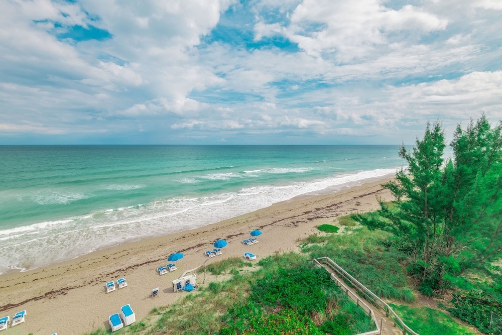 Jan 31 – Feb 7, 2027 at Turtle Reef Club, Jensen Beach, 2 BD, Sleeps 6!