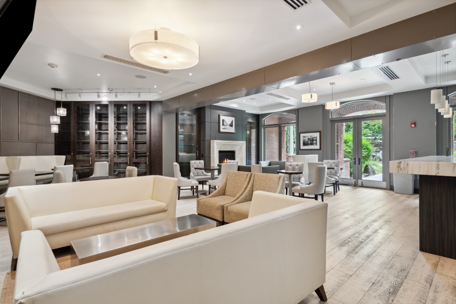 Aspen Mountain Residences 1 BR Condo Rental – Nov 28 – Dec 5, 2026 SKI WEEK!