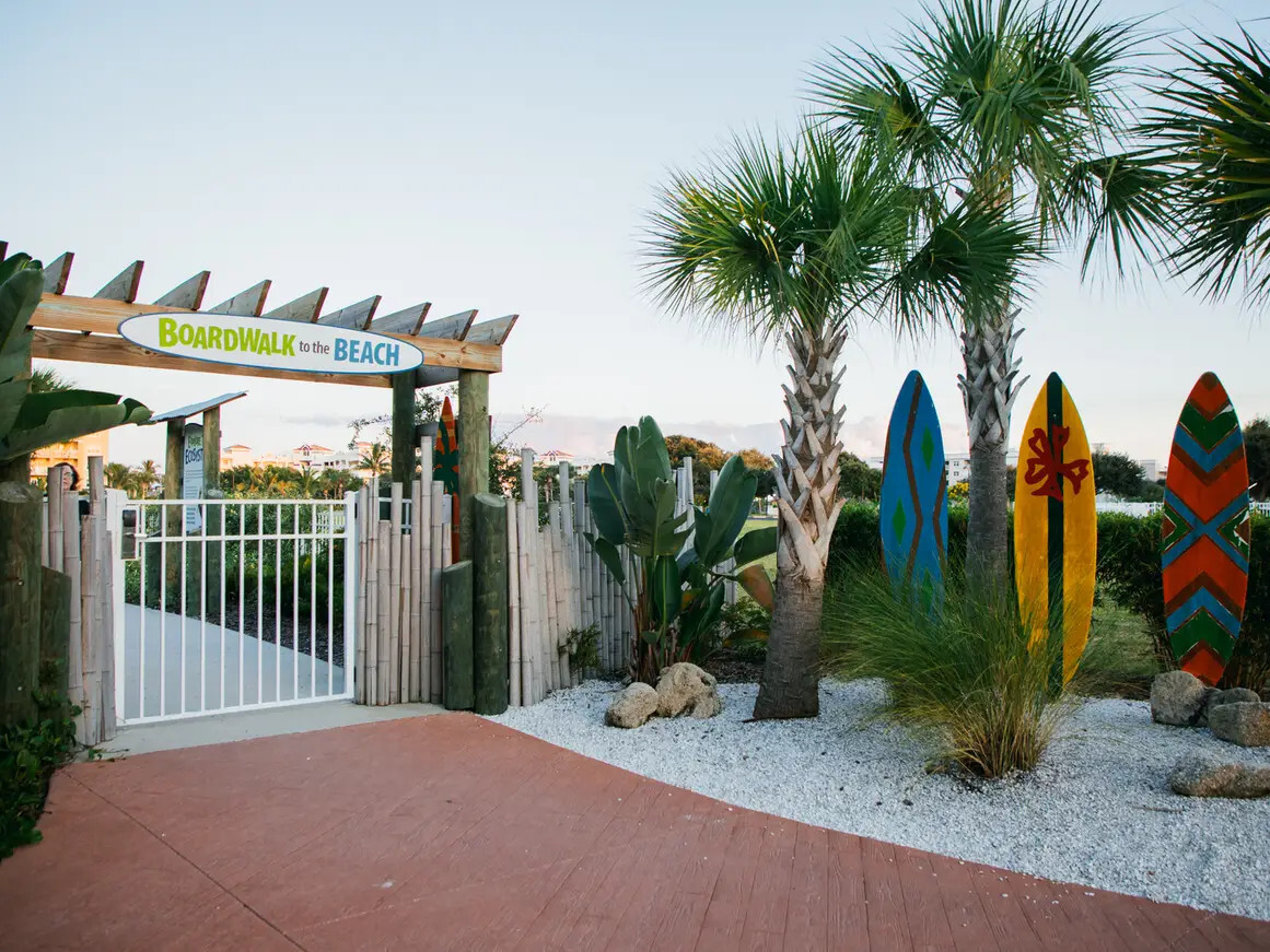 Holiday Inn Cape Canaveral Beach Resort -1Br