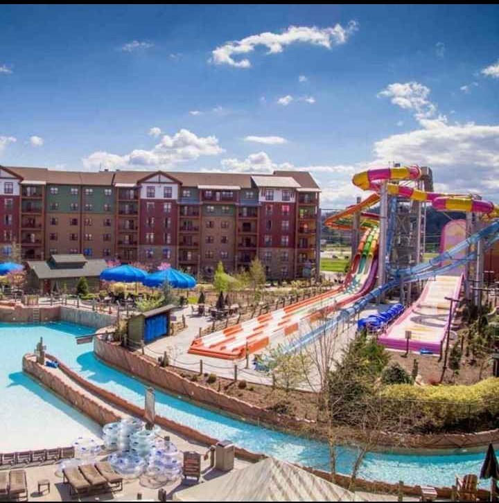 Aug 10-12: 2BR Prez Condo for 8 @ Wyndham Great Smokies Lodge Wilderness + SOAKY