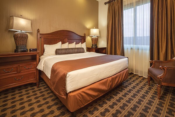 Wyndham Glacier Canyon Wilderness Waterpark- Aug 21-24 -3 bedroom presidential