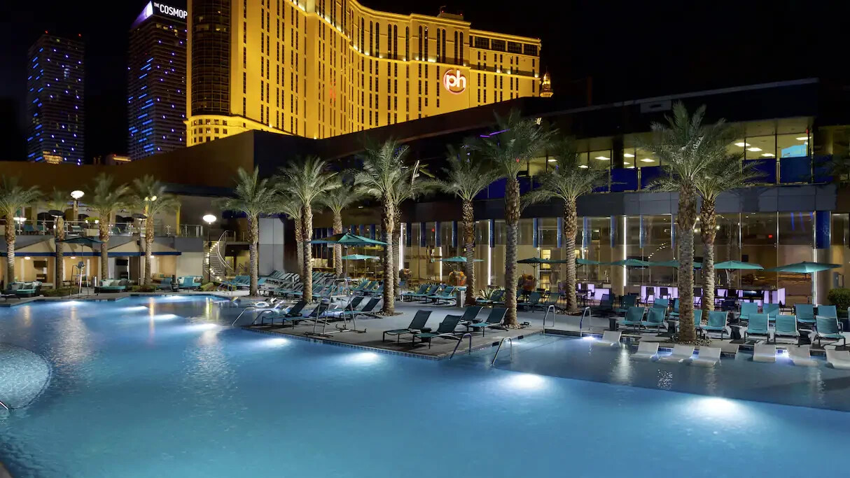 Hilton Elara Las Vegas 4BR PENTHOUSE 7 NIGHTS ANYYEAR EDC CES hotel resort hyatt