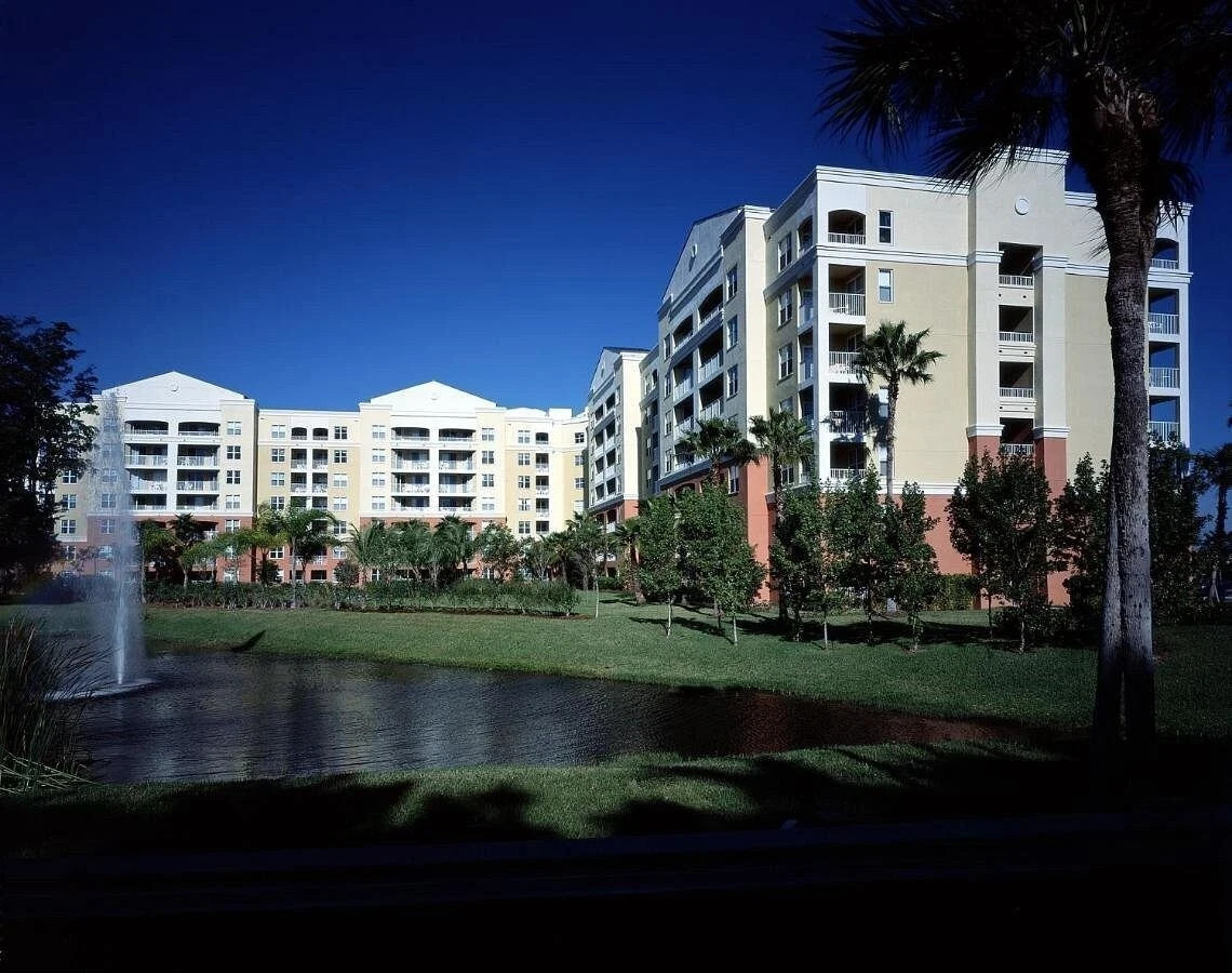 NOV DEC WEEKS~Vacation Village at Bonaventure ~South FL~2 BR CONDO