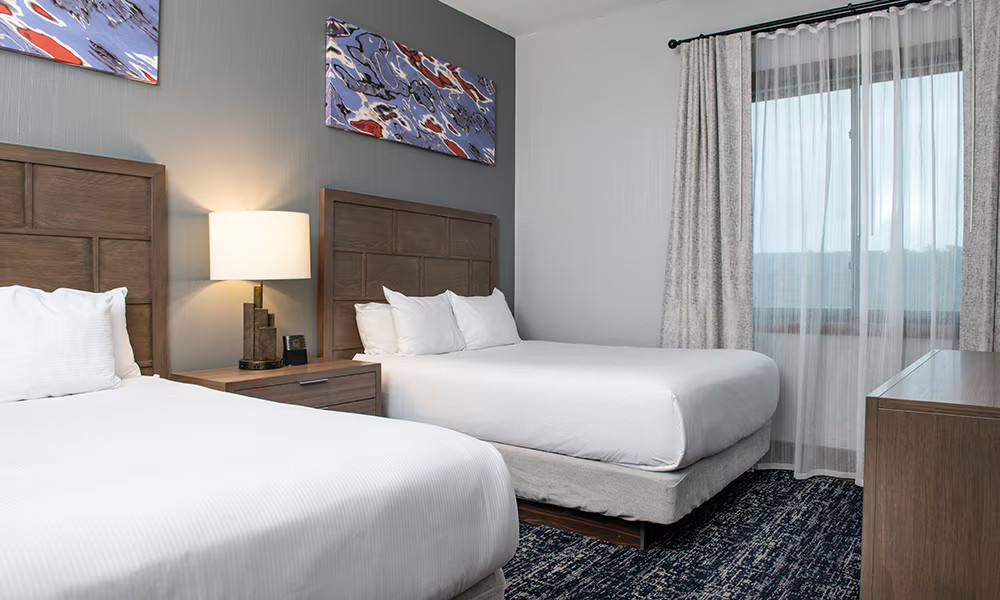 Wyndham Glacier Canyon- 3 bedroom deluxe – August 18-21 – Wilderness waterpark