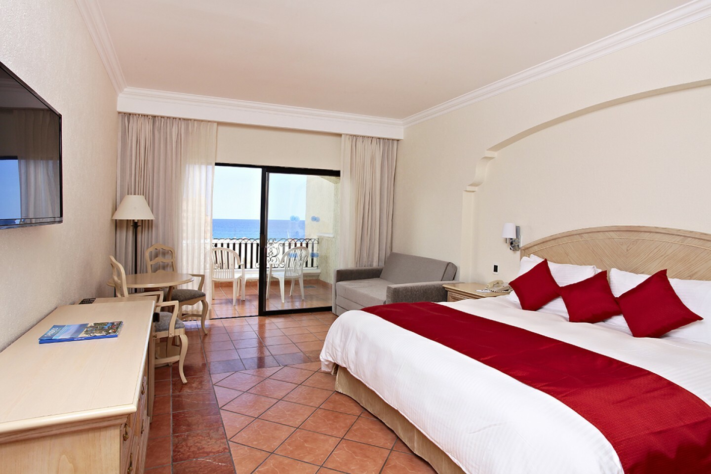 SANDOS FINISTERRA LOS CABOS TIMESHARE, ROYAL ELITE WEEKS RENTAL