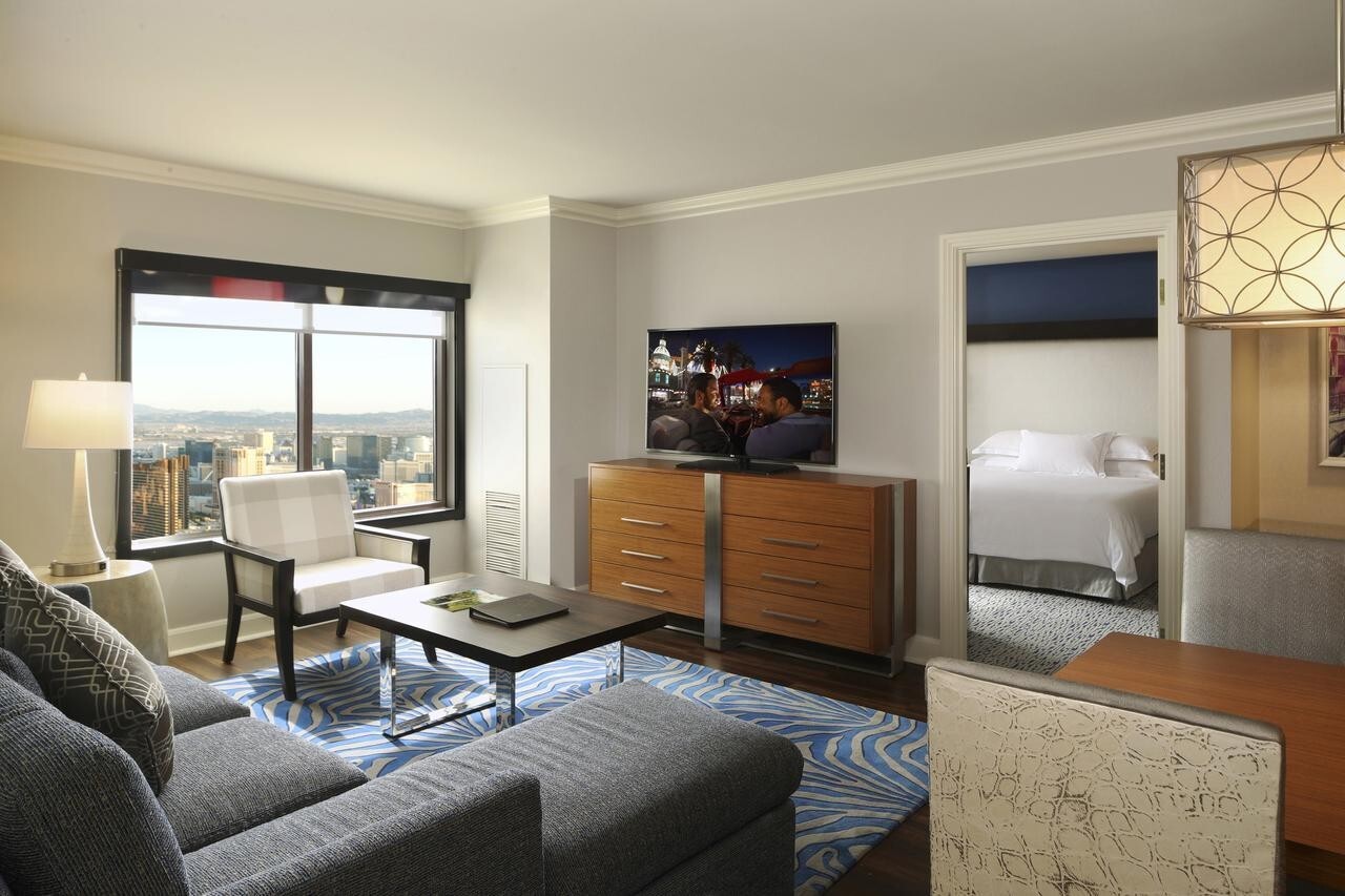 HILTON GRAND VACATIONS ON THE BOULEVARD – 1BR SELECT DATES