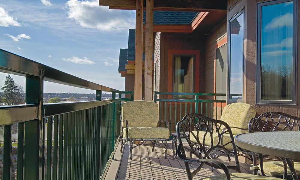 Wyndham Glacier Canyon- 3 bedroom deluxe – August 18-21 – Wilderness waterpark