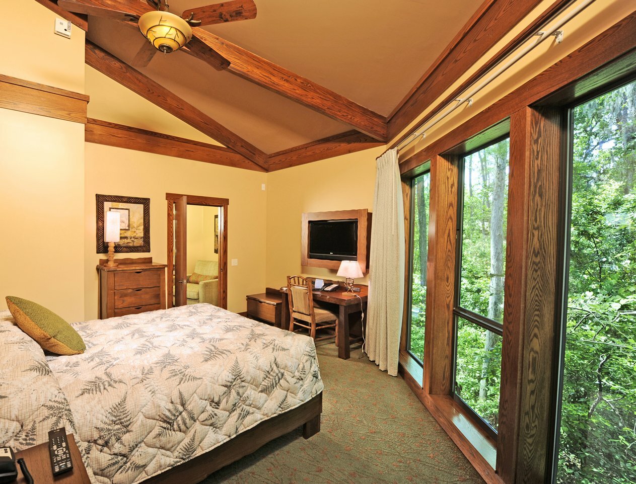 Disney’s Saratoga Springs Resort and Spa, Disney World Orlando – 7 Nights