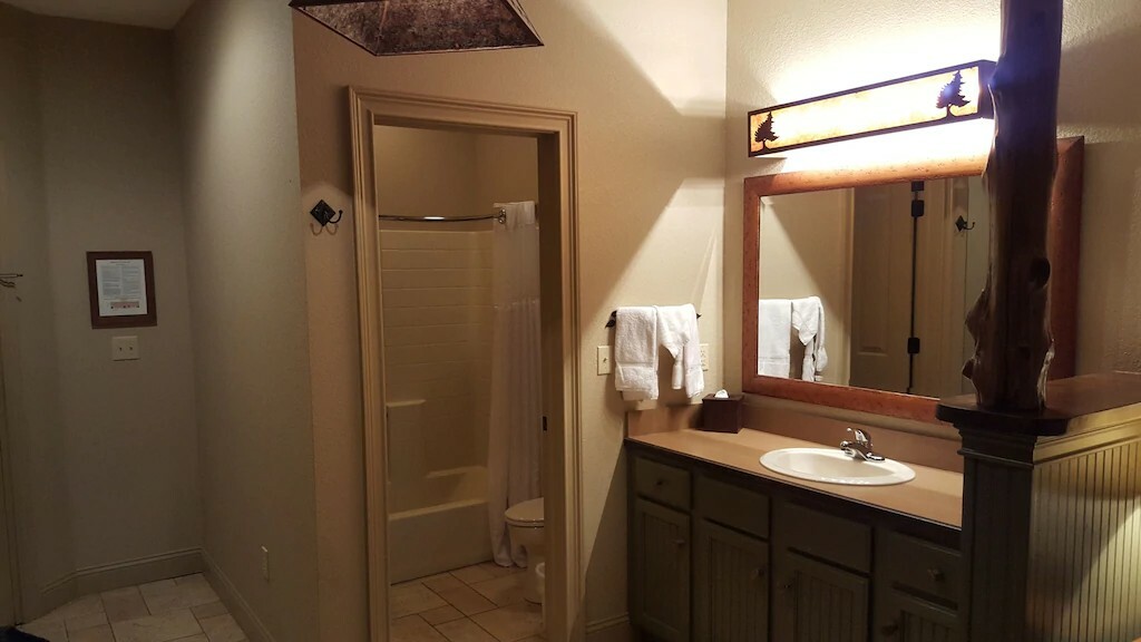 AUGUST 24-28( 5d/4n)Summer @Big Cedar Wilderness STUDIO sleeps up to 4