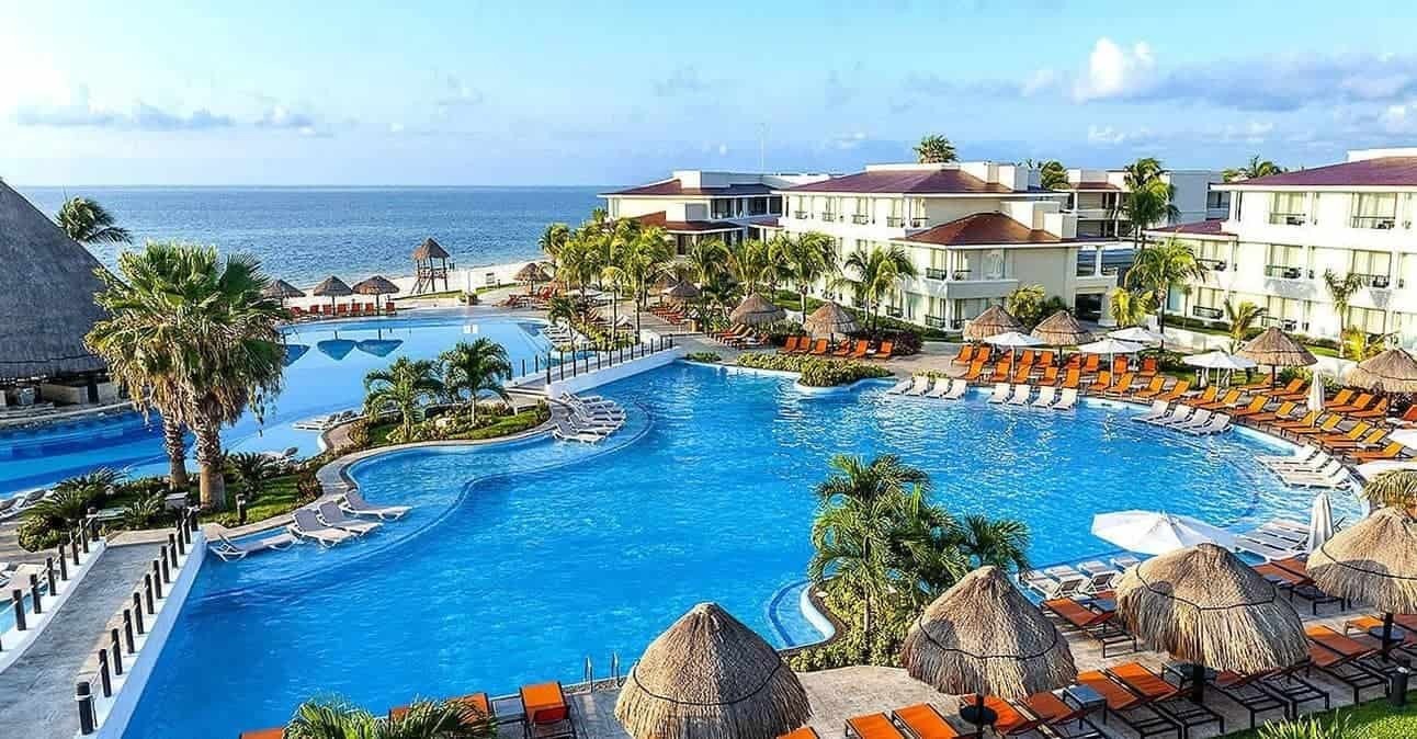Palace Resorts VIP All-Inclusive Vacation: Cancun, Jamaica or Los Cabos