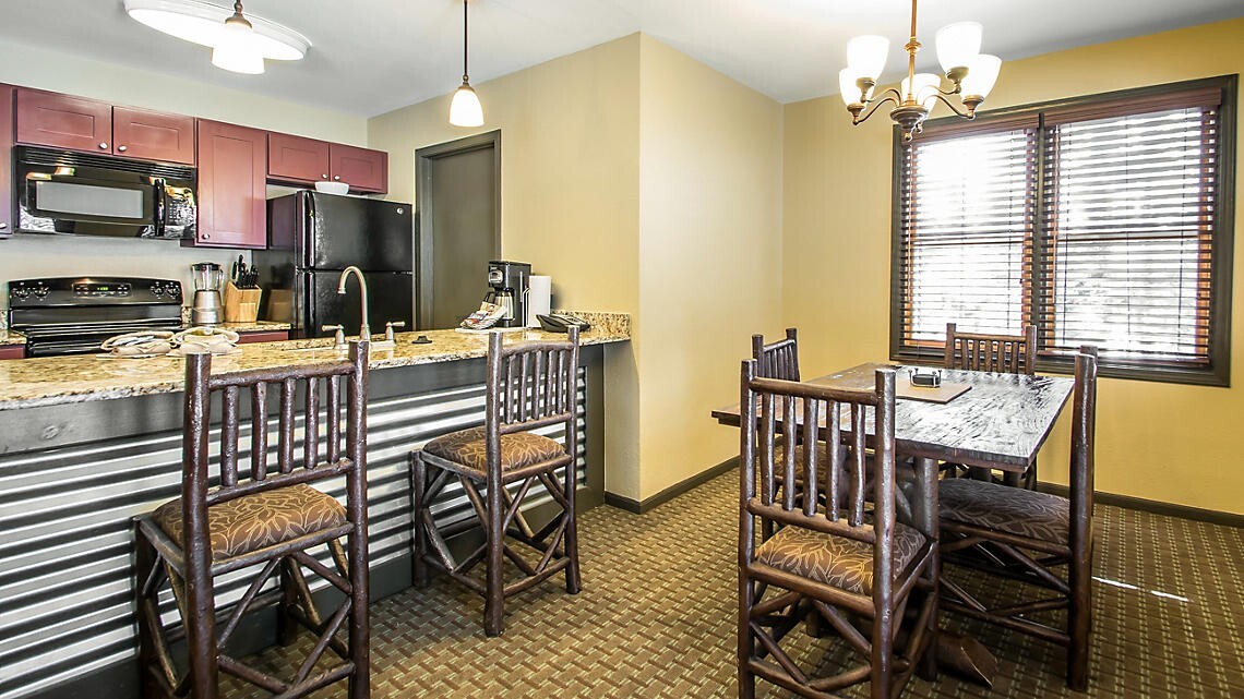 Christmas Mountain Village ~ WI~ 2BR Sleeps 6 ~ 7Nts ~ Weekly Rental 2024/25