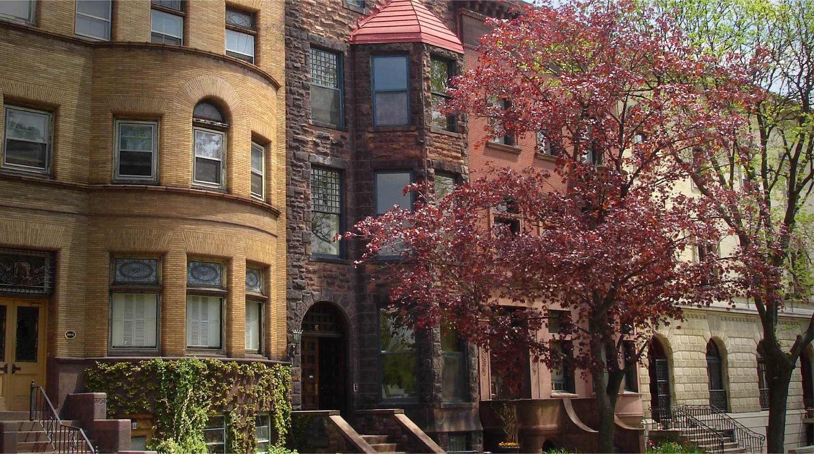 NY-Albany, The Morgan State House 1 night for two $350 value