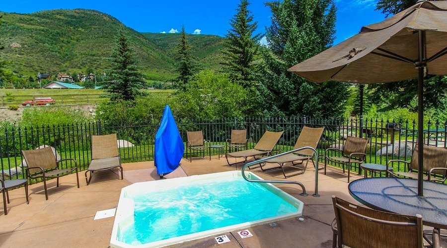 🏔️🍂 Vail Fall Colors Getaway! StreamSide Aspen 1BR Sleeps 4 Oct 19-22 2026