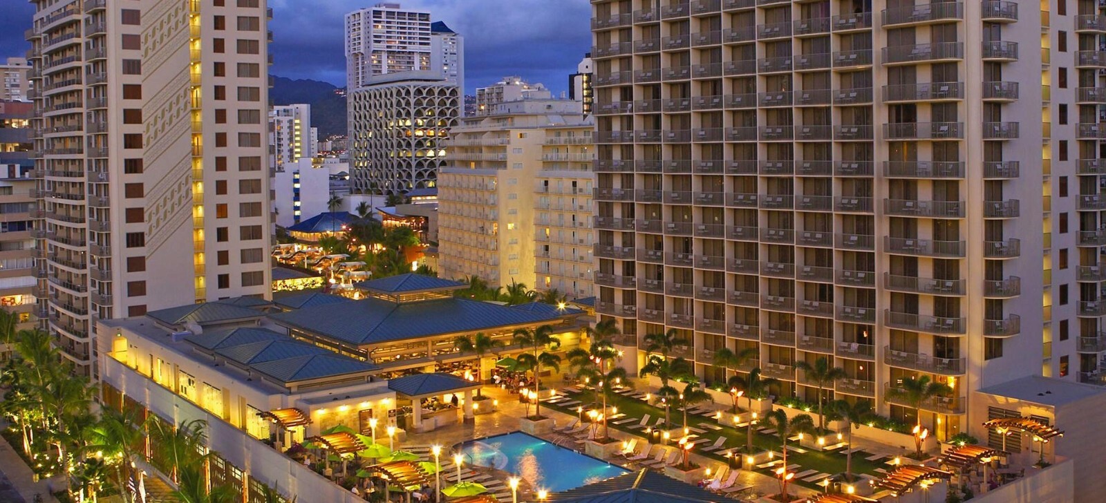 Club Wyndham at Waikiki Beach Walk Honolulu Oahu Hotel ANY 3 Night 2023 2BR
