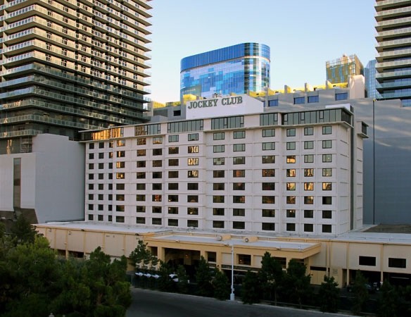 JOCKEY CLUB LAS VEGAS STRIP one bedroom for 4 or two bedroom for 6 week stay