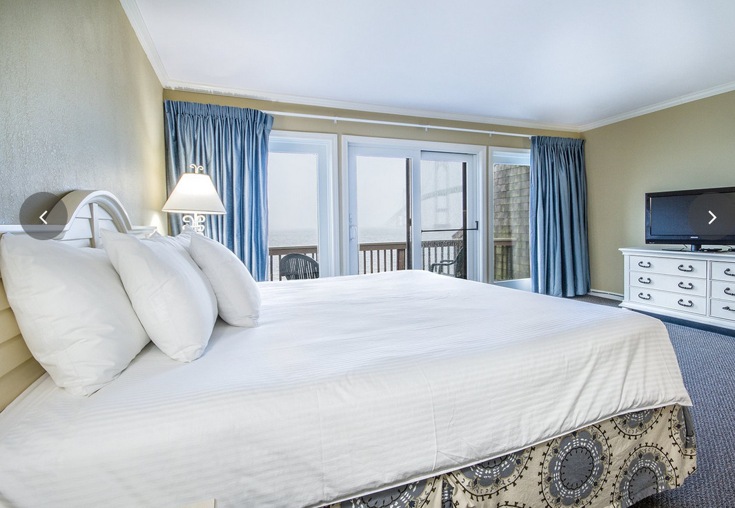 Newport RI BAY VOYAGE INN 8/1/2024 – 8/5/2021 Sleeps 4 Newport Jazz Festival