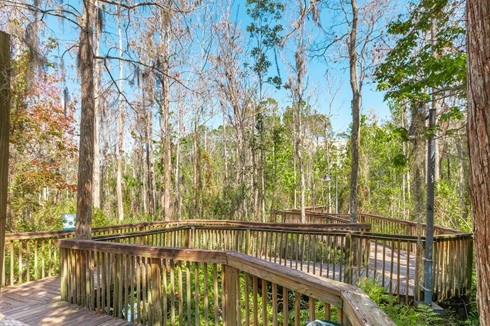 PRICE IS PER WEEK!~Vacation Village at Parkway Resort ~ORLANDO~Pt.KITCH SLPS 4
