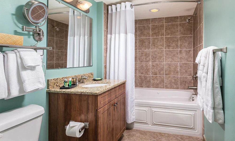 WYNDHAM TOWERS ON THE GROVE MYRTLE BEACH, 1BR OCEAN FRONT SLEEPS 4, 7 NTS 8/9-16