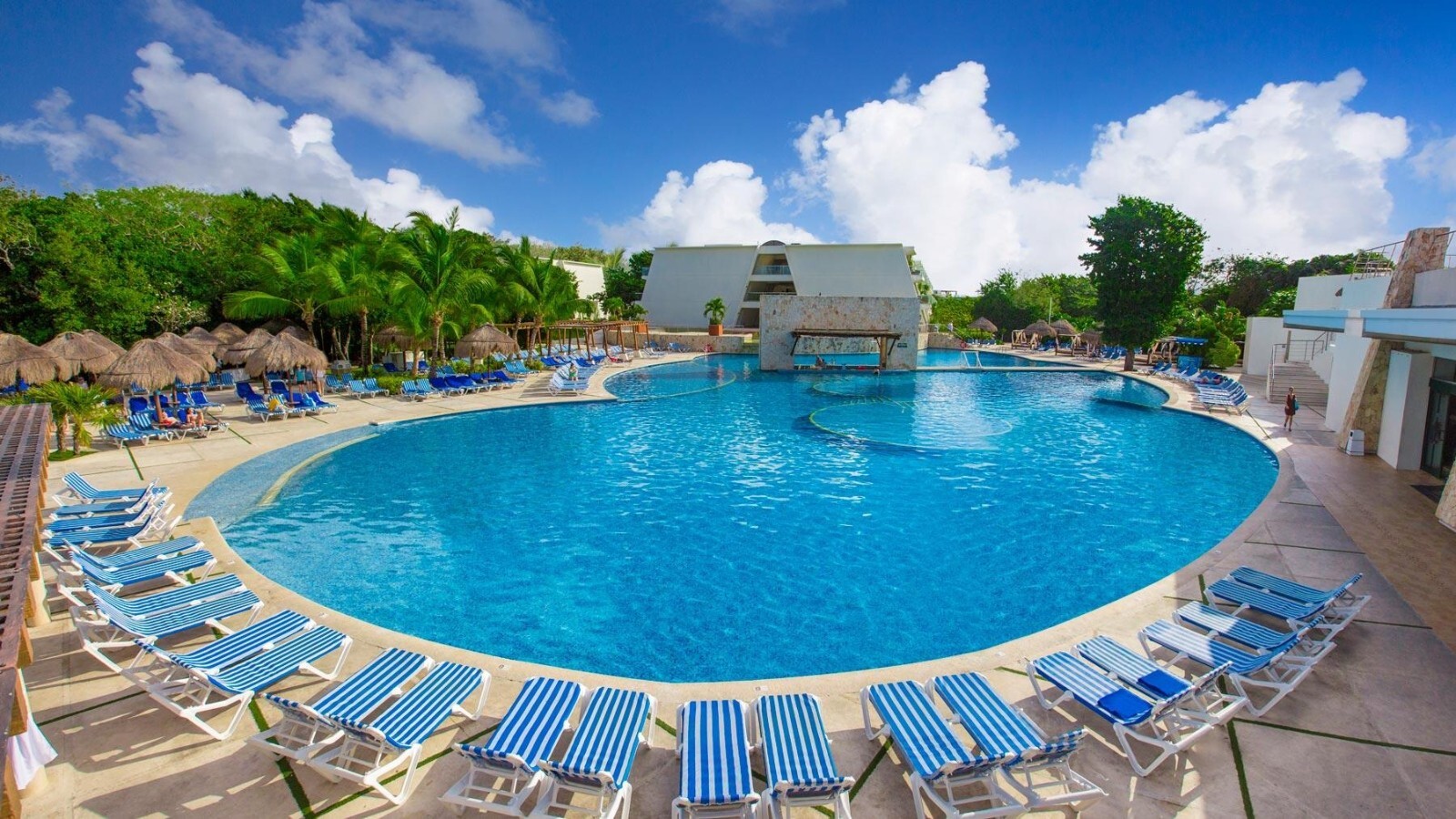 All Inclusive Resort Vacation – Grand Sirenis Riviera Maya – 2 adults / 7 nights