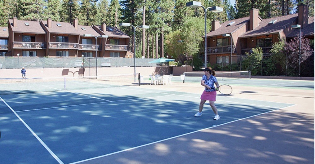 Club Tahoe Incline Village NV 2 bedroom + loft for 6 summer July 19-24