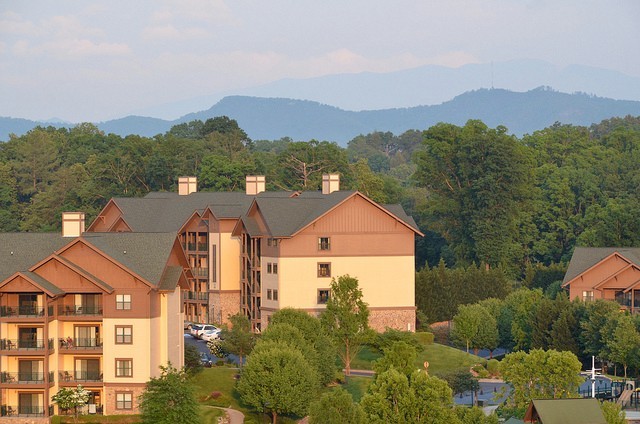 Wyndham Smoky Mountains Sevierville TN 2 bdrm Jul 13-17 July – 4 nights
