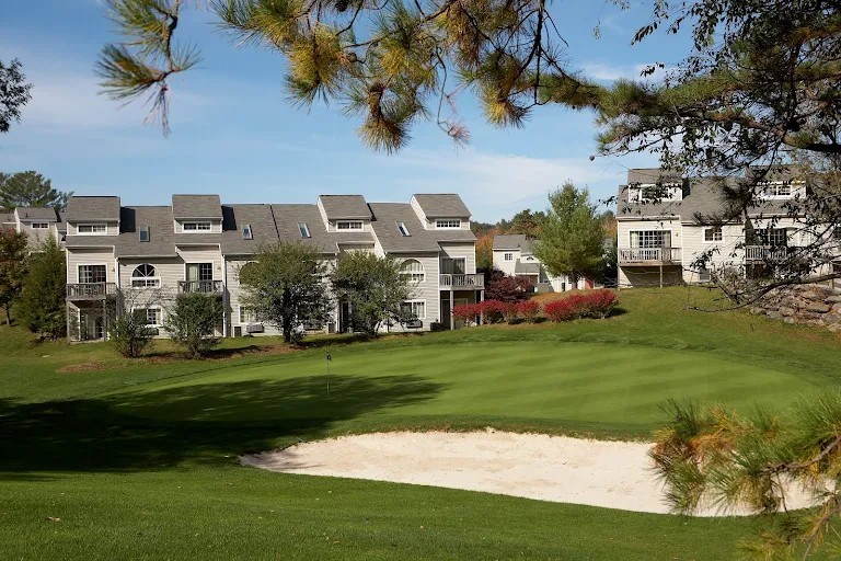 Poconos, PA – 3 days/2 nights At Resort – 2 Bedroom Villa 6 Guests