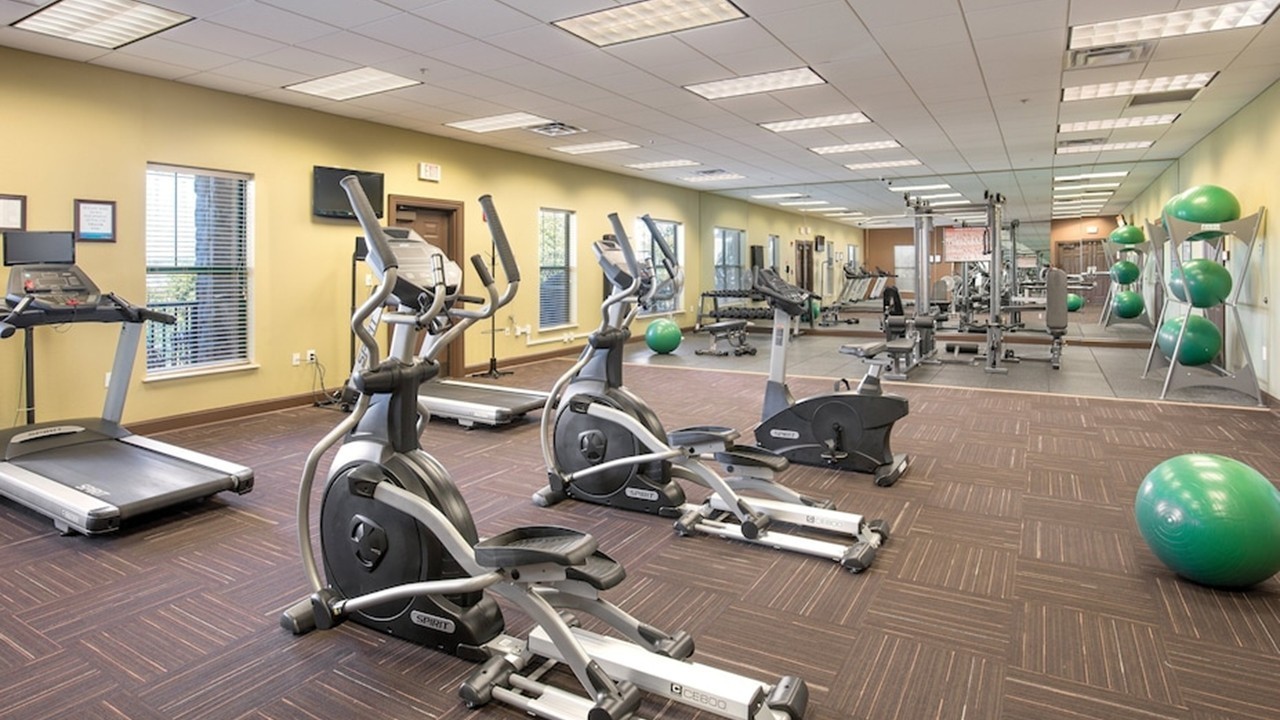 SUMMER VACATION July 5 to 10: 2BR Condo for 8 @ Wyndham Smoky Mountains Resort