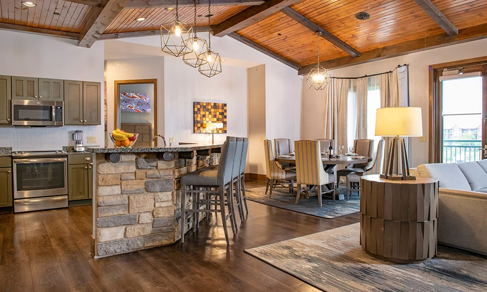 Wyndham Glacier Canyon Wilderness Waterpark- Aug 21-24 -3 bedroom presidential