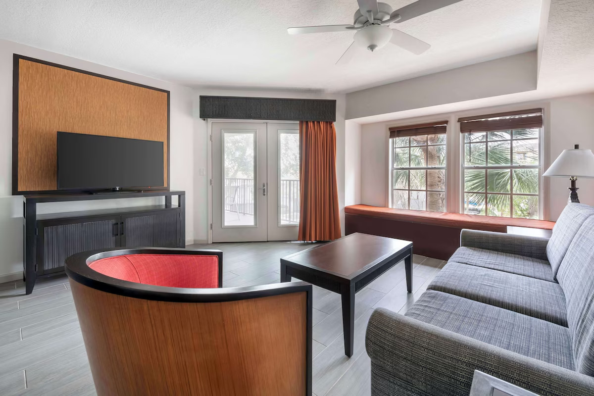 Welcome to a Hilton Vacation Club, Aqua Sol Phase II, Winter Garden, FL