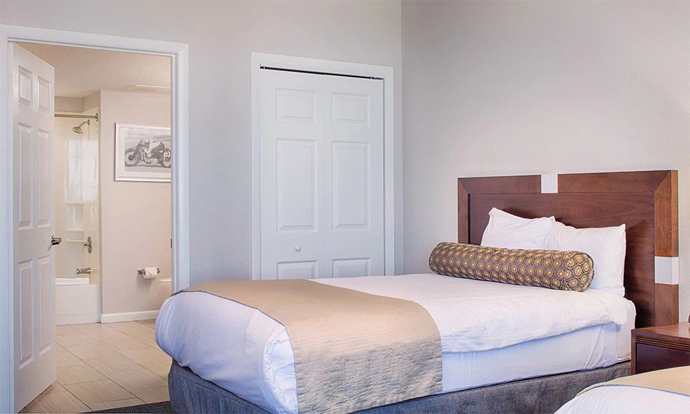 Wyndham Ocean Walk – Daytona Beach – 2 BR DLX Sleeps 8 11/21-28 Thanksgiving Wk