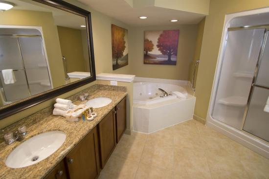 OCT 30-NOV 6~WKS~GREENSPRINGS RESOR~Williamsburg, Busch Gdns~PRICE PER WEEK!!