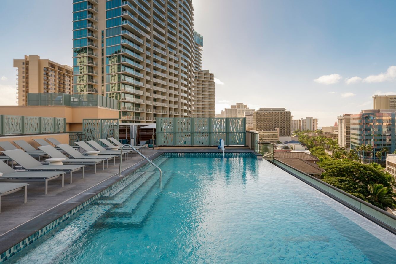 Marriott Vacation Club Waikiki Honolulu Oahu Hotel STUDIO 2 Nights ANY YEAR