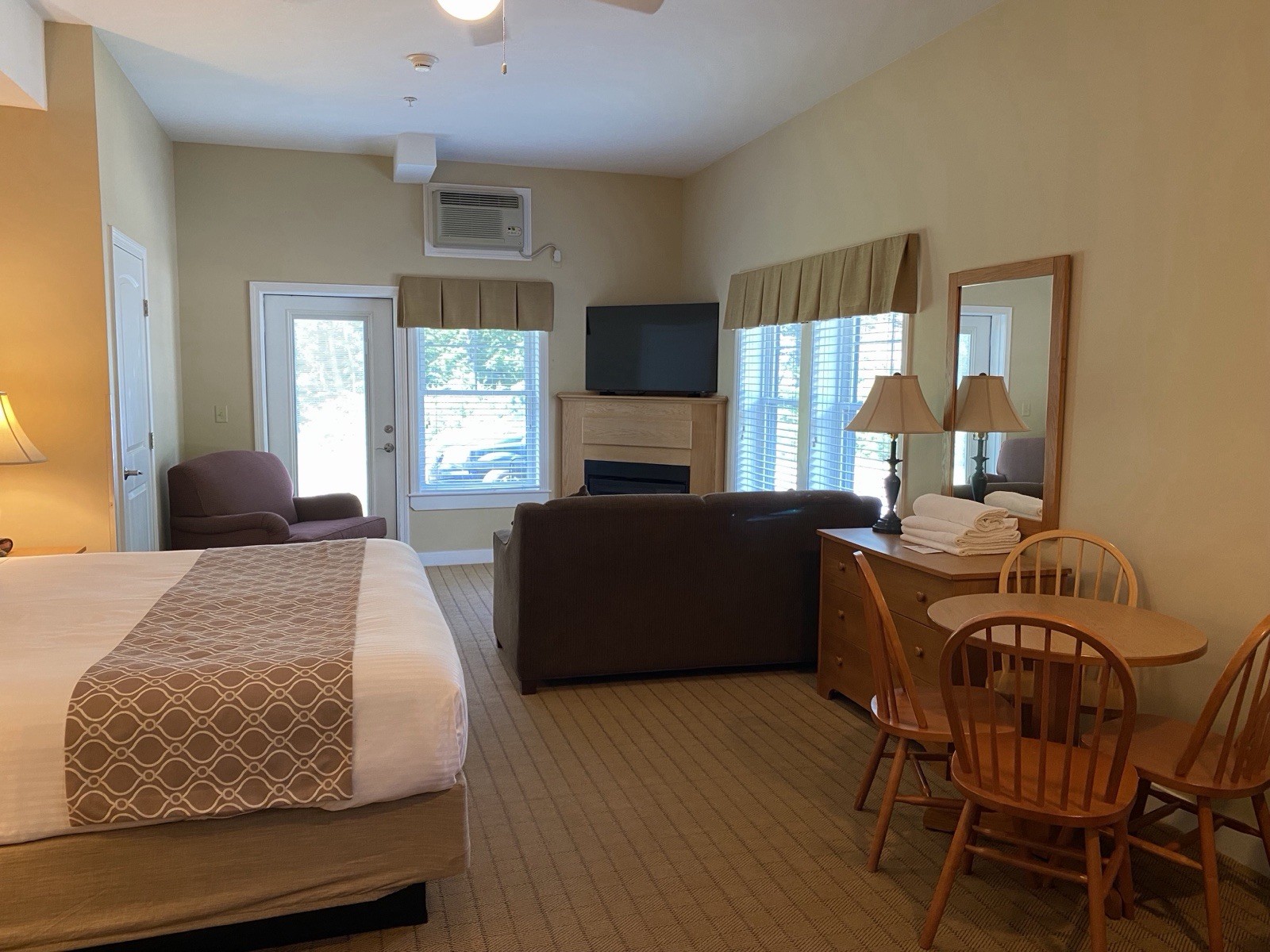 Attitash Village Mountain Resort Ski Time Share Rci Points Paid Off Deluxe