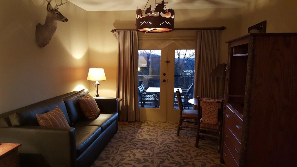 AUGUST 24-28( 5d/4n)Summer @Big Cedar Wilderness STUDIO sleeps up to 4