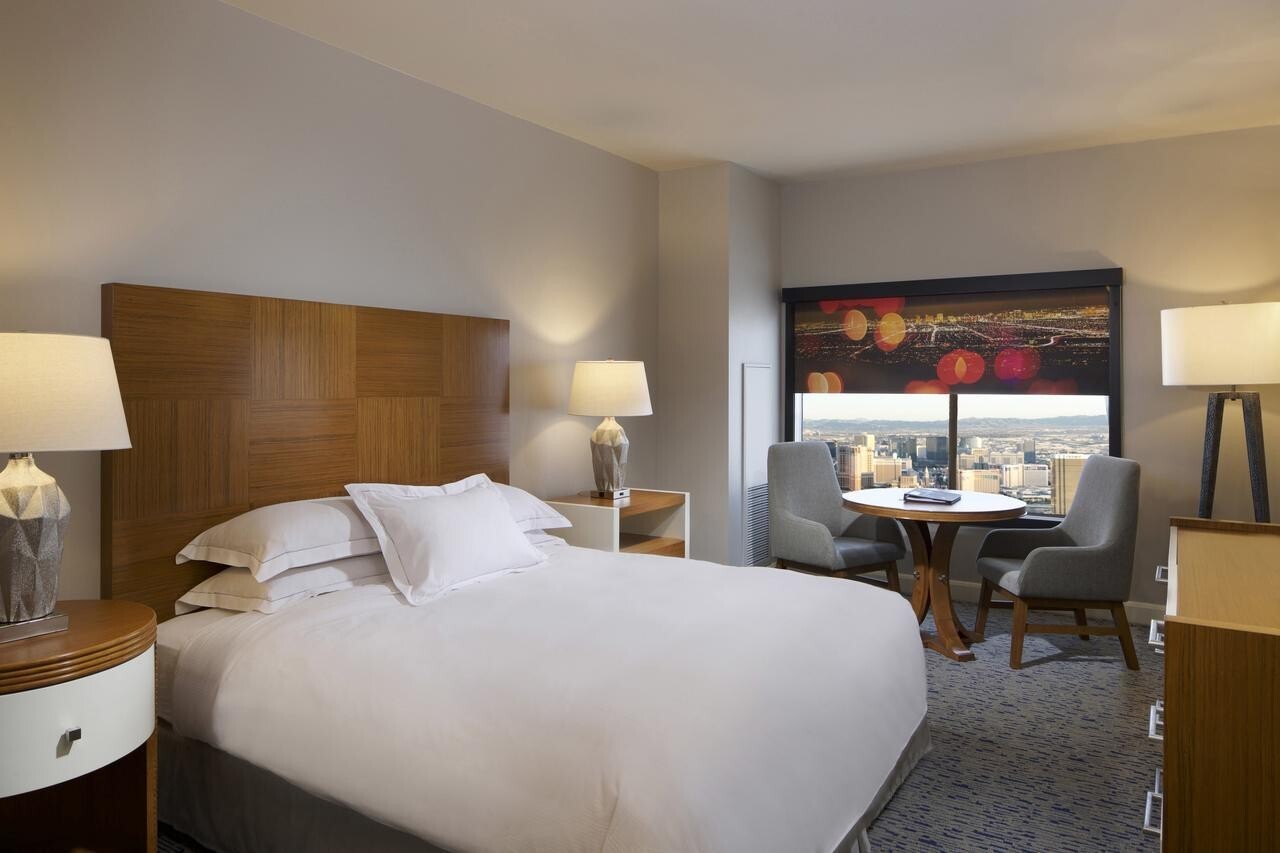 HILTON GRAND VACATIONS ON THE BOULEVARD – 1BR SELECT DATES