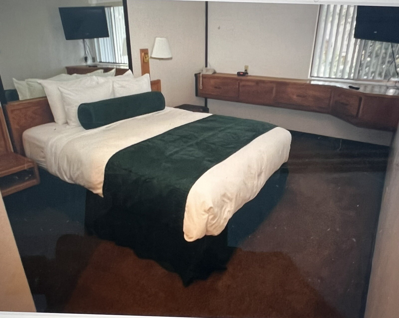 Club Tahoe Incline Village NV 2 bedroom + loft for 6 summer July 19-24