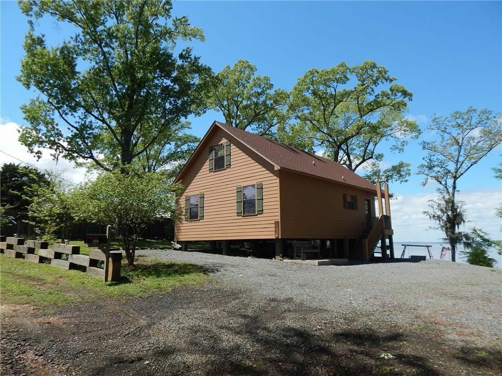 Hooked On Toledo – Lakefront Cabin on Toledo Bend, great fishing and watersports
