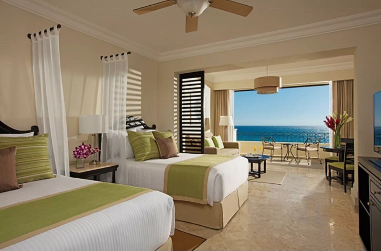 ALL INCLUSIVE Resort Family Resort Cancun Cabo Jamaica plus $200 gift card