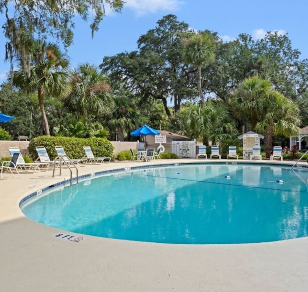 Hilton Head Island 1 Bedroom Plus Loft Villa Vacation Rental, Sleeps 6, 1 Bath