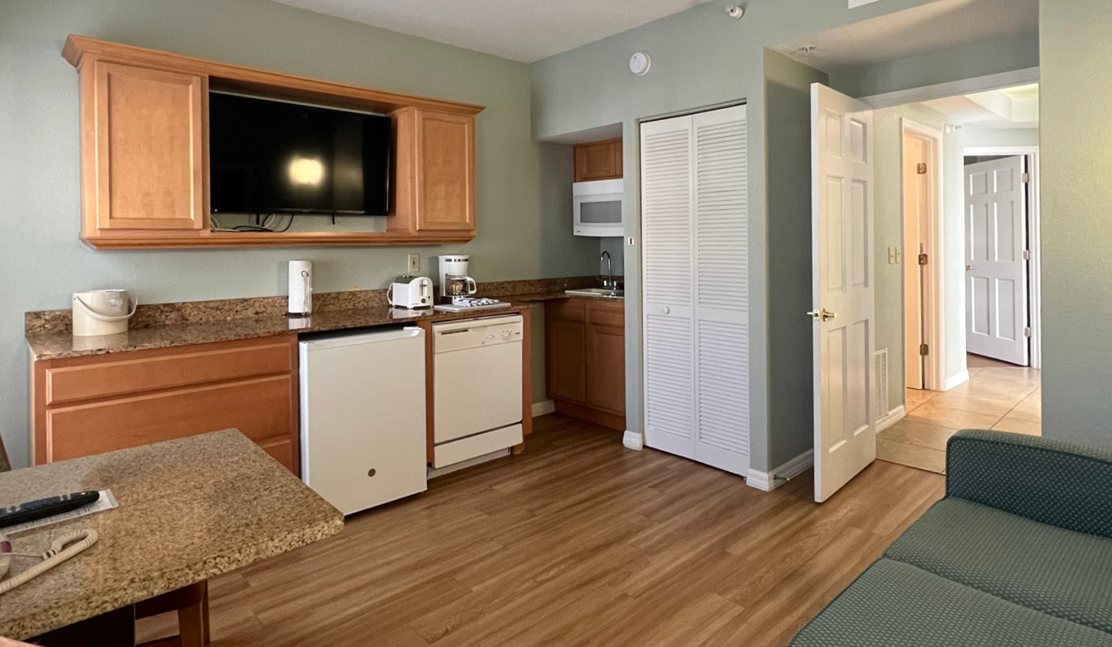 Star Island Resort ~ Mini Suite Sleeps 4 ~ 7Nts SEP/OCT/NOV/DEC/JAN/FEB 2024/25