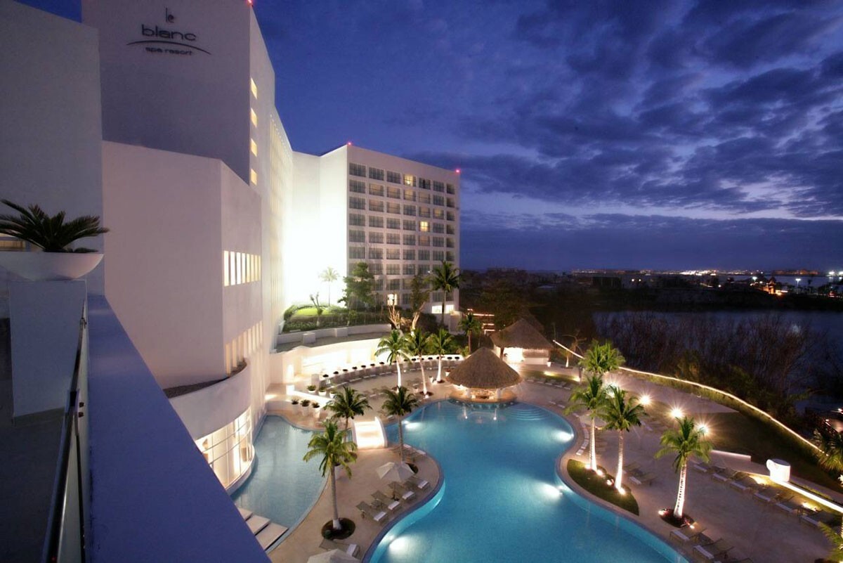 Palace Resorts Le Blanc Cancun or Cabo Book w/owner and save!!!