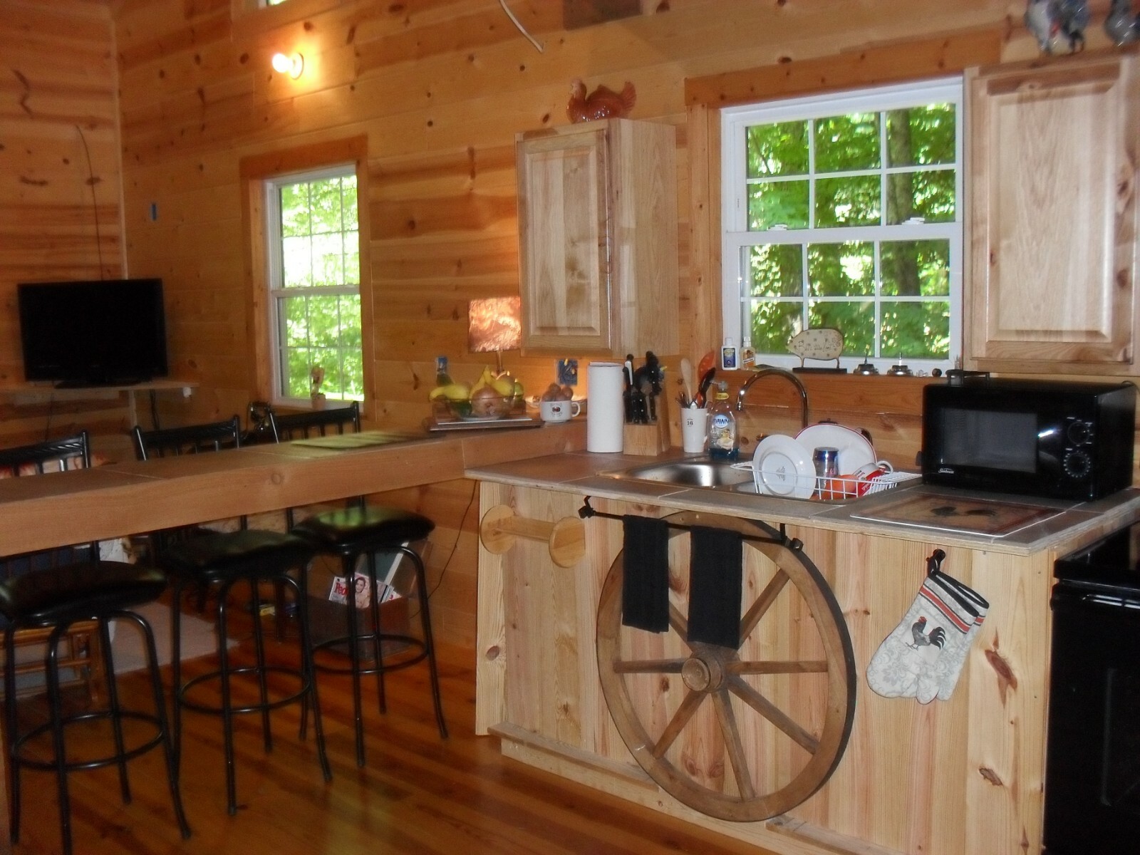 Georgia Mountain Cabin Rental Appalacian Trail,Waterfall,Wildlife,Wineries,Helen