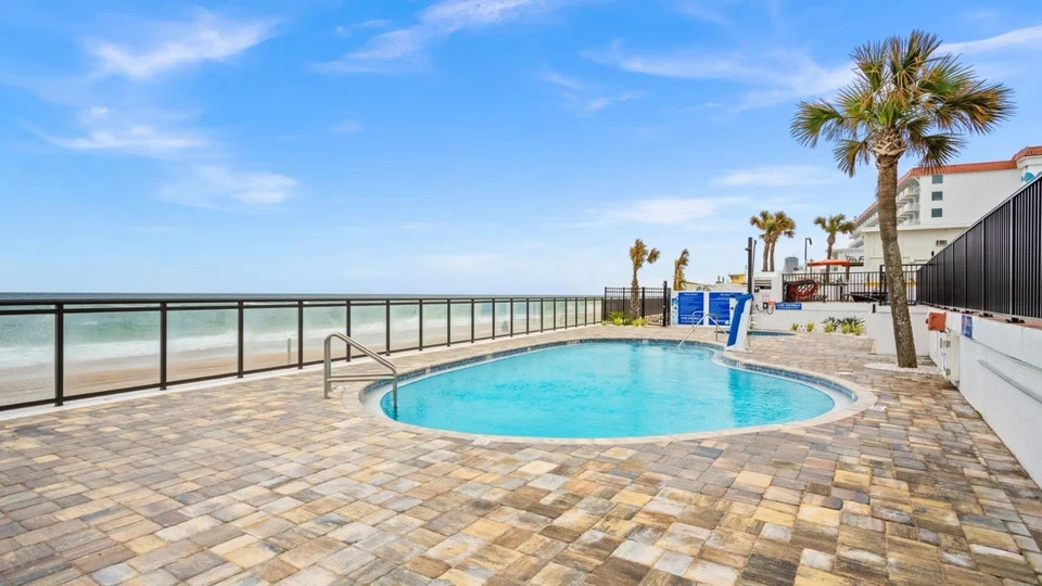 November 14-21~Tropic Sun Towers Resort~Ormond/DAYTONA BEACH~BEACH STAY