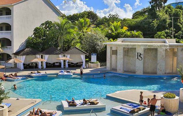 VIP Luxury: 1-Week Stay in the 2 Bedroom Presidential Suite – Travel by Nov 15