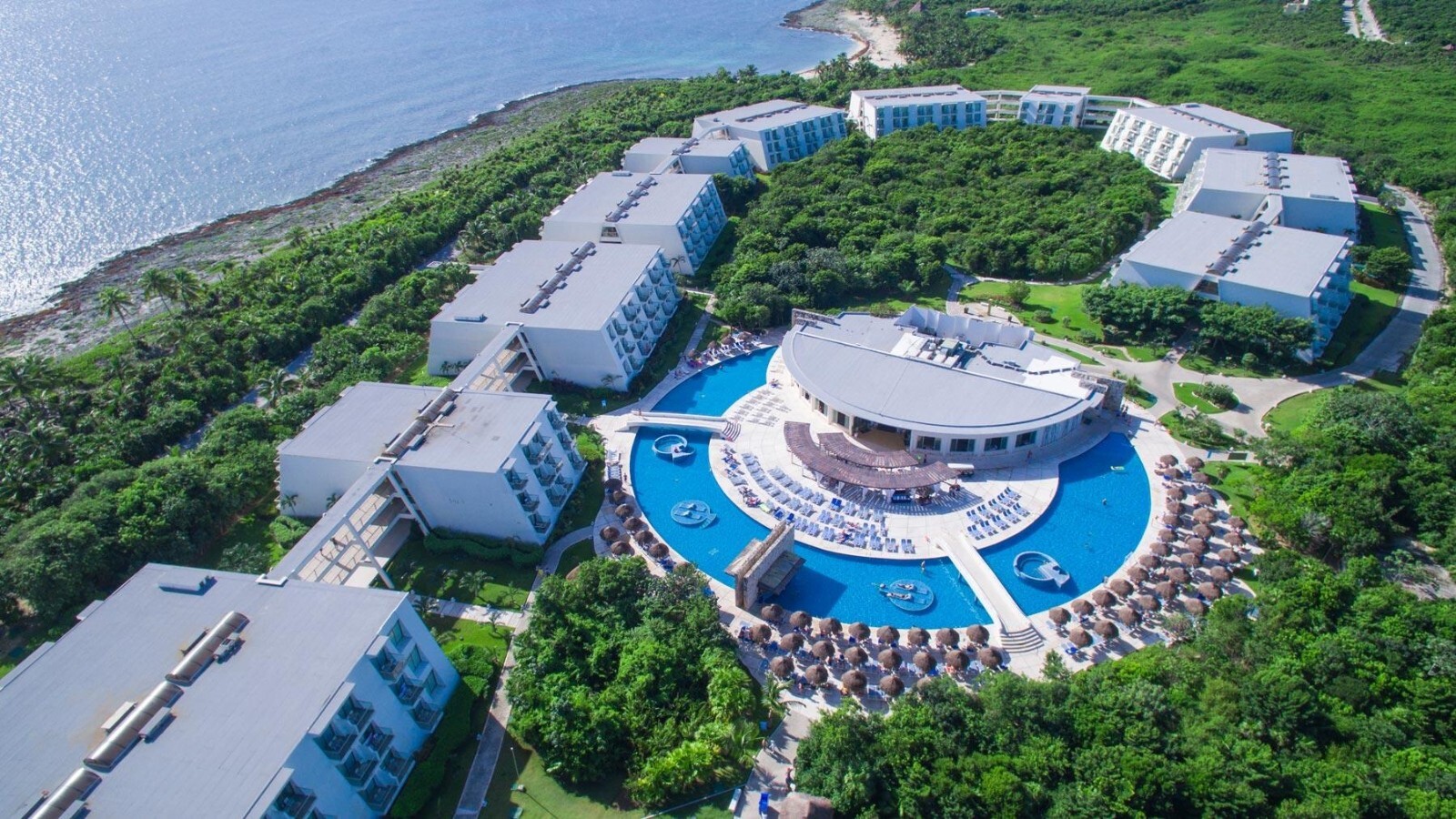 All Inclusive Resort Vacation – Grand Sirenis Riviera Maya – 2 adults / 4 nights