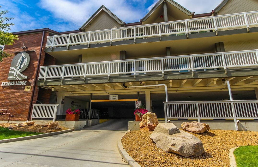 Skiers Lodge Timeshare PRIME WEEK 5 PARK CITY 2BR 2BA SLEEPS 6 Walk to Lifts