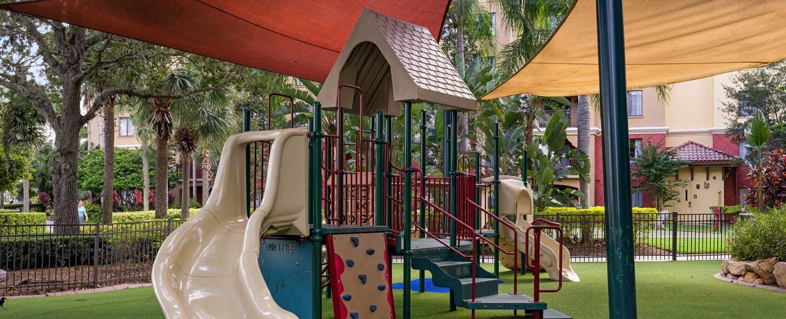 4 nights Wyndham Bonnet Creek @ Disney World – deluxe 2 bdrm Sept 8th to 12th