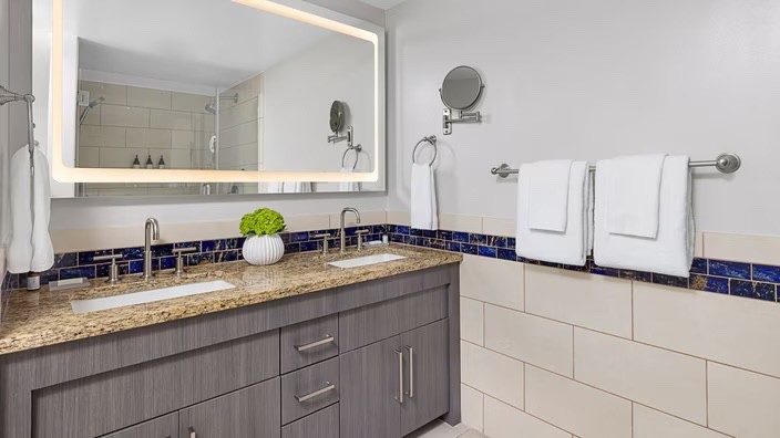 🌴Marriott Crystal Shores Marco Island Beachfront Rental 2BD/2BA Aug 14-21, 2026