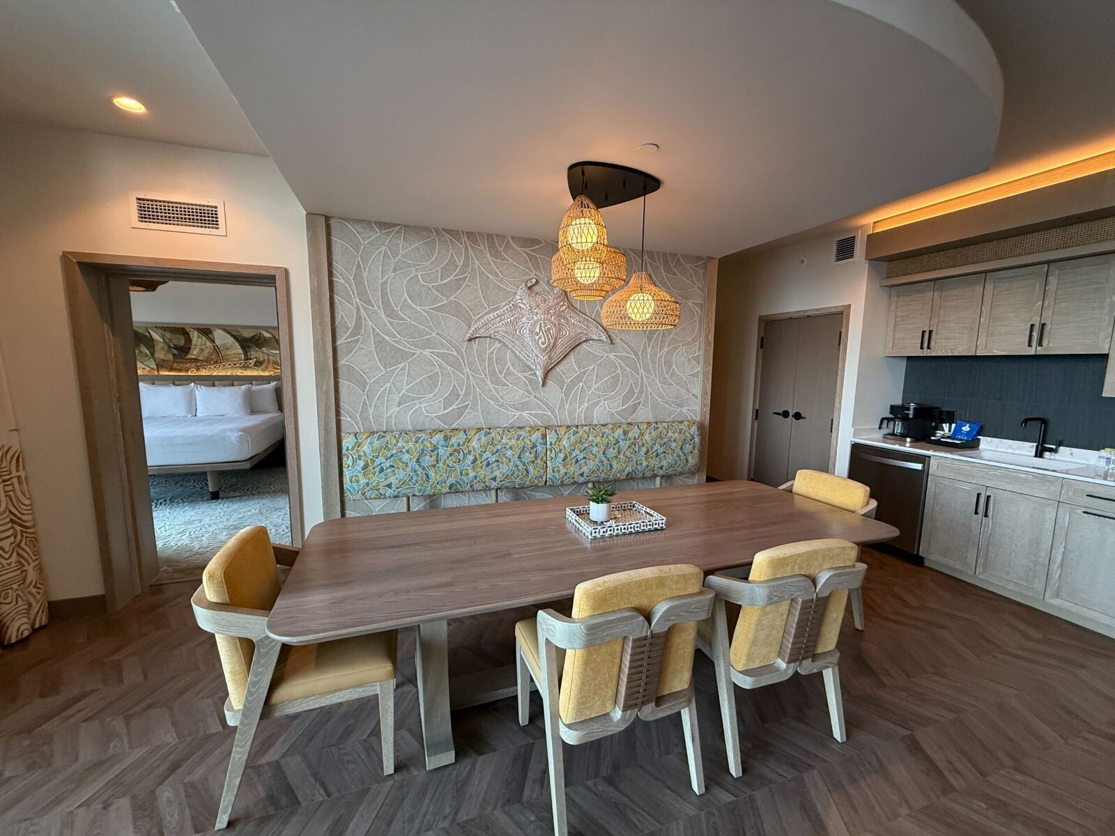 Disney Polynesian Villas & Bungalows ANY 6 Nights ANY YEAR 1 BR VILLA DVC points